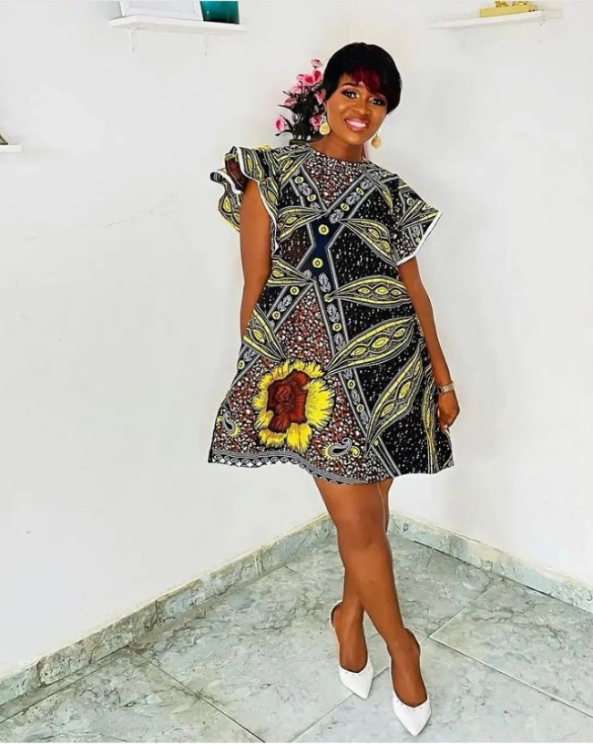 2022 Ankara Short Free Gown Styles For Ladies 6
