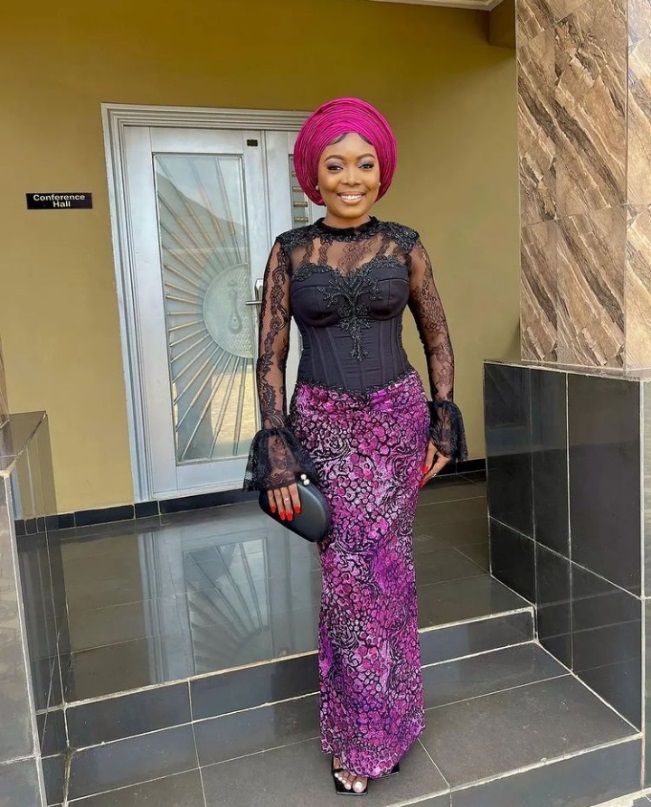 2022 Aso Ebi Lace Gown Styles 8