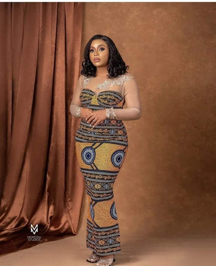 Latest Ankara Long Gown Styles 2022 For Ladies 4