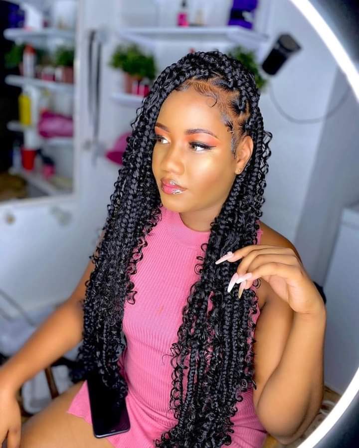 Simple and New Hairstyles For Black Ladies 2022 4