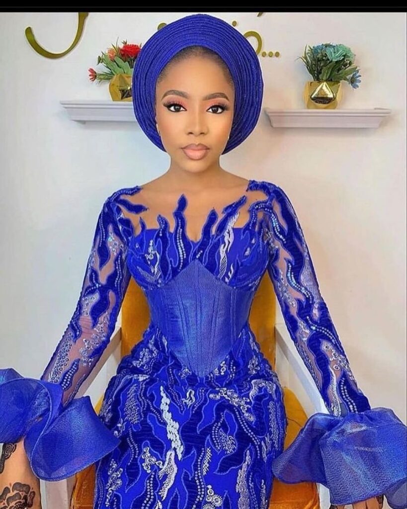 Trendy Aso Ebi Lace Styles For Wedding 10
