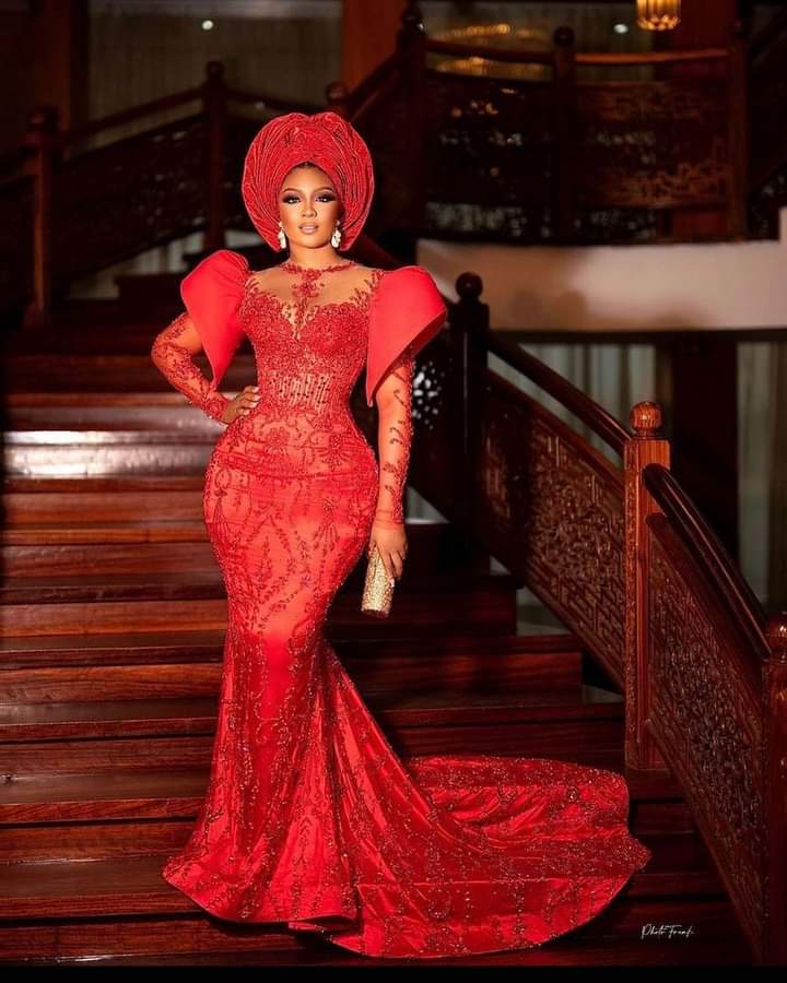 2023 Beautiful Lace Gown Styles for Asoebi 3