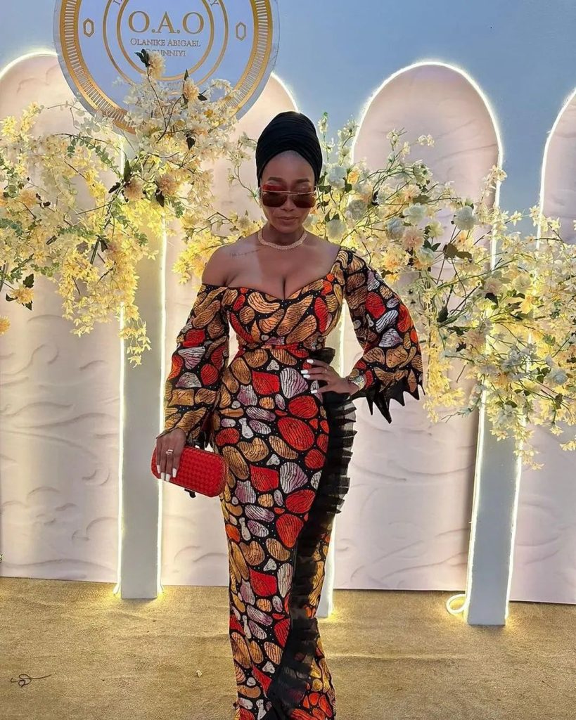 2023 Latest Ankara Fitted Long Gown Styles For Ladies 4