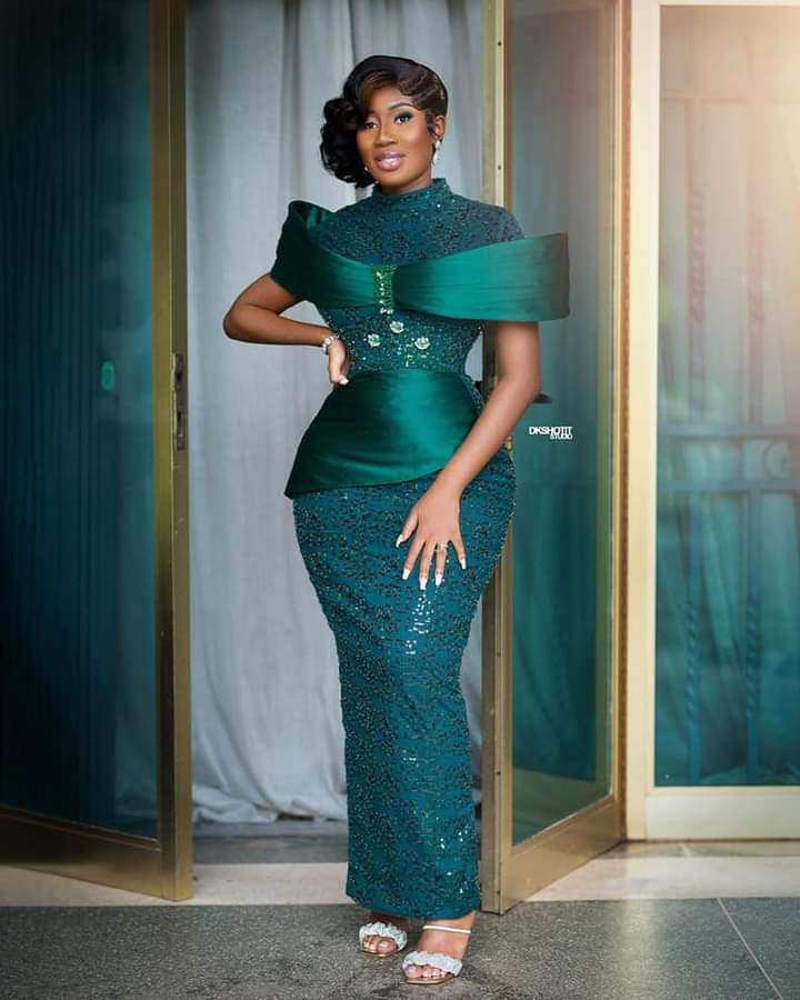 Best Aso Ebi Styles 2023 that will inspire you 2
