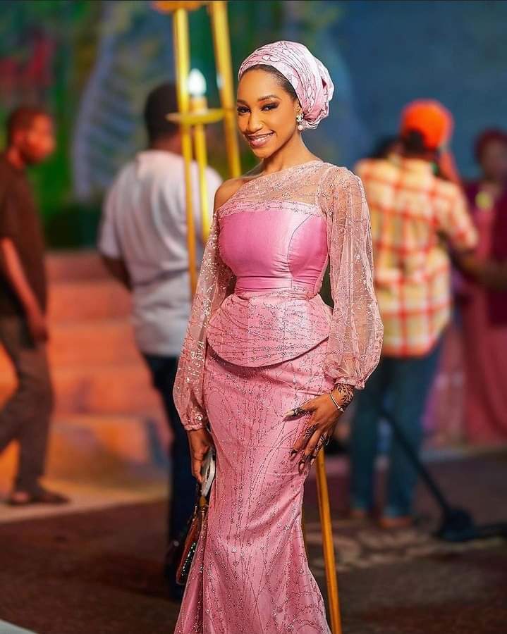 Best Aso Ebi Styles 2023 that will inspire you 4