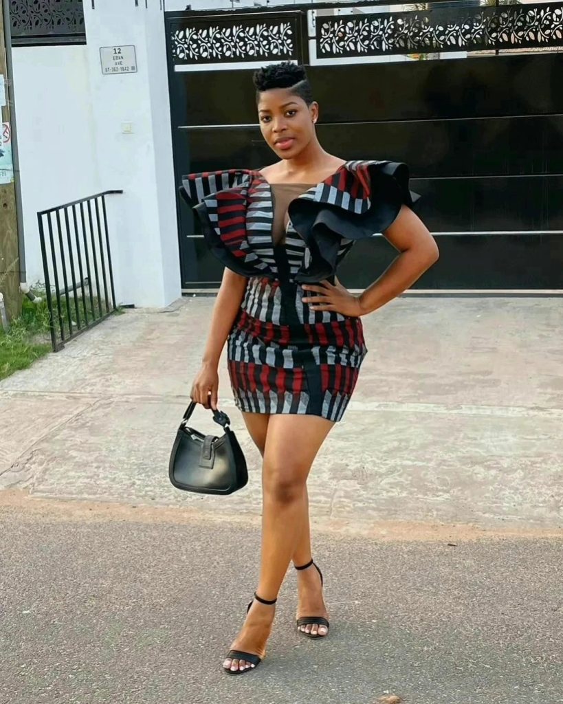 Trending Ankara Short Gown Styles 2023 For Young Ladies 1