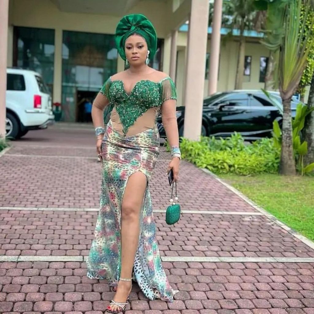 2023 Trendy and Unique Aso Ebi Lace Styles with Corset 3