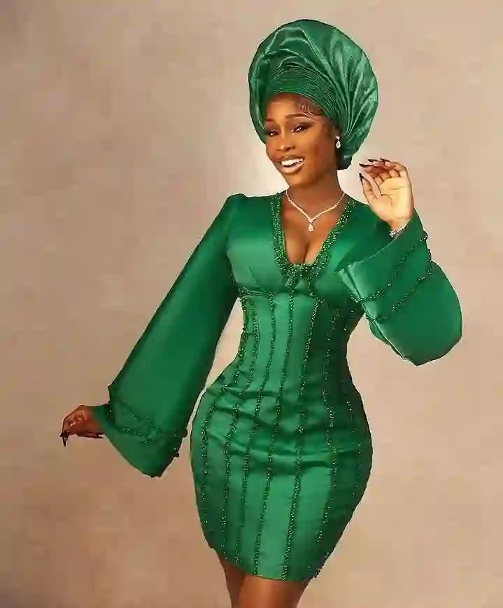 Latest and Mini Aso Ebi Lace Styles 2023 for Slim Ladies 4