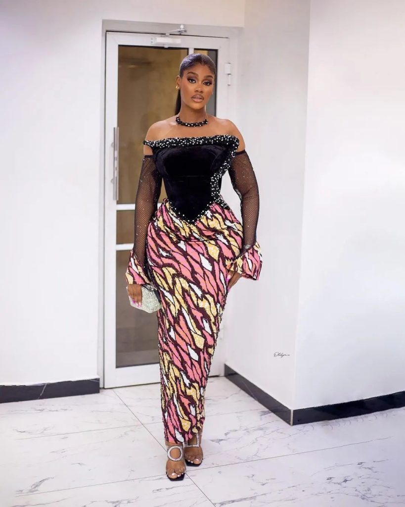 Best And Simple Pictures Of Ankara Gown Styles 2024 3