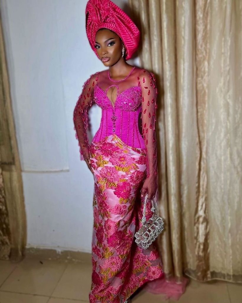 Stunning And Best Aso Ebi Styles For Owambe 2024 4