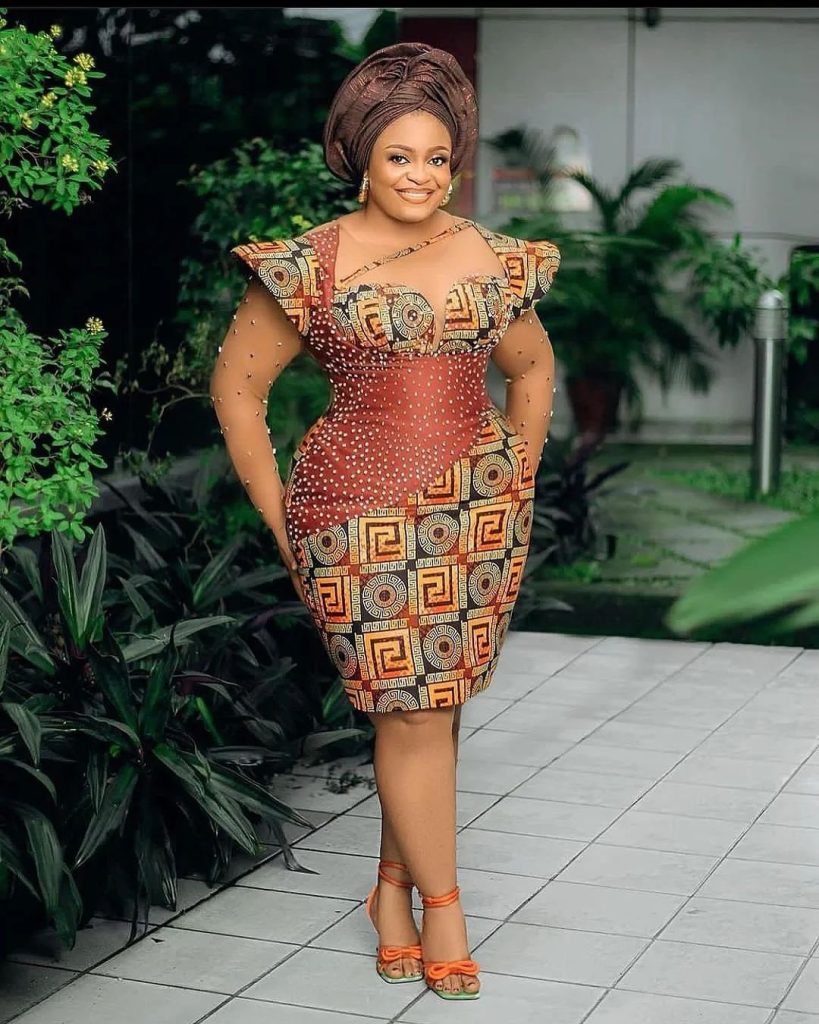 Stunning And Unique Short Ankara Gown Styles For Ladies 2024 5